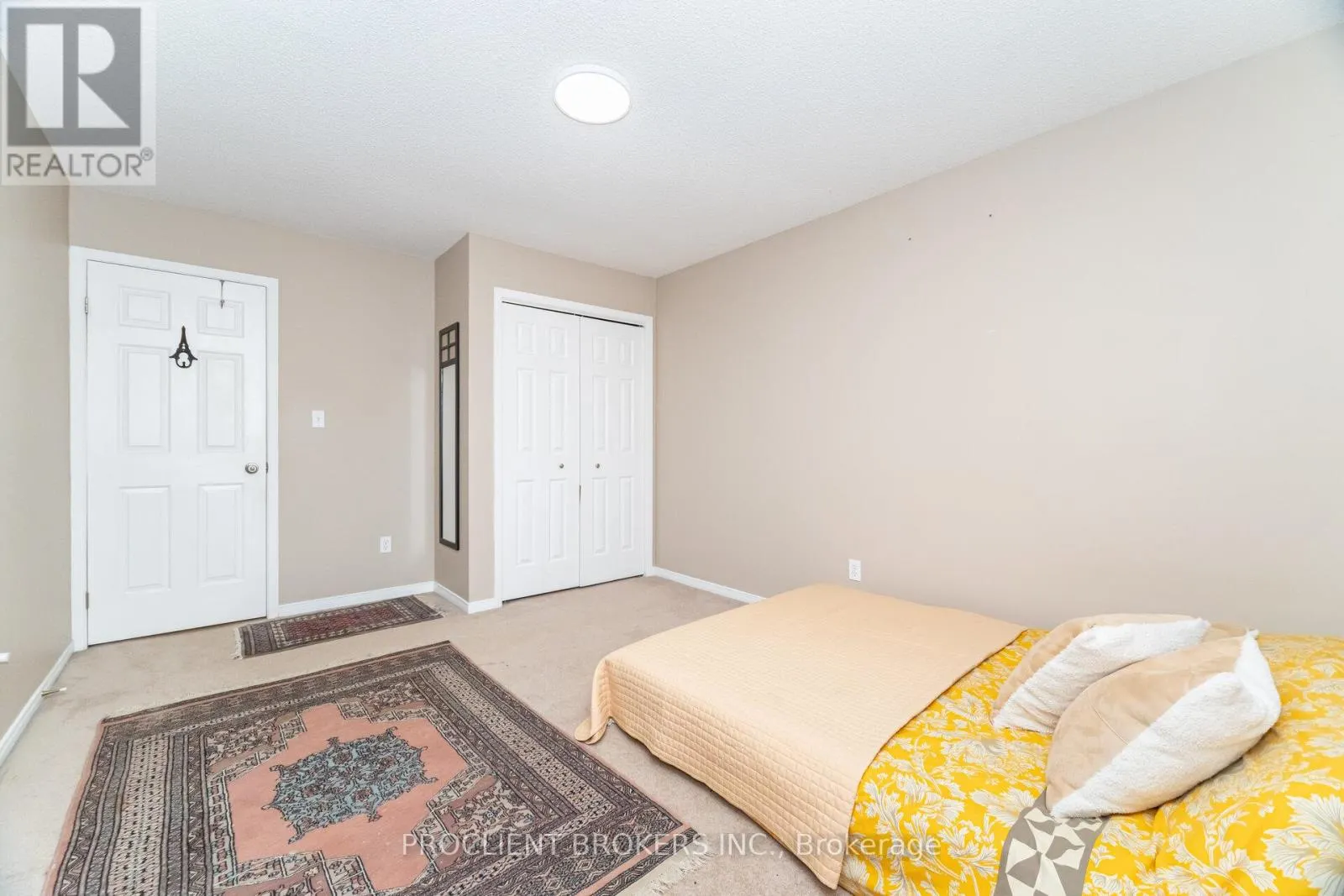 4 BRIARSDALE CRESCENT