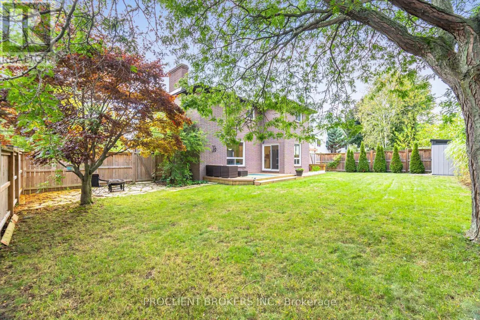 4 BRIARSDALE CRESCENT