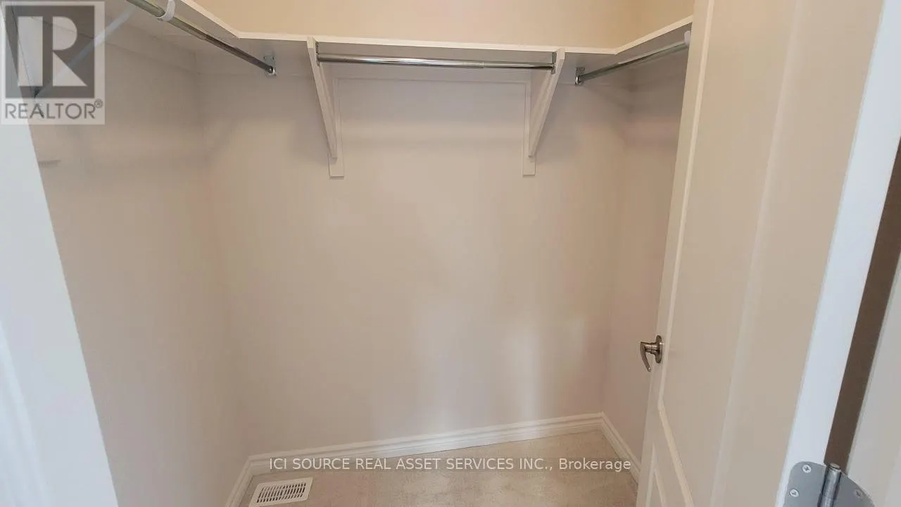 504 LOURY ROW