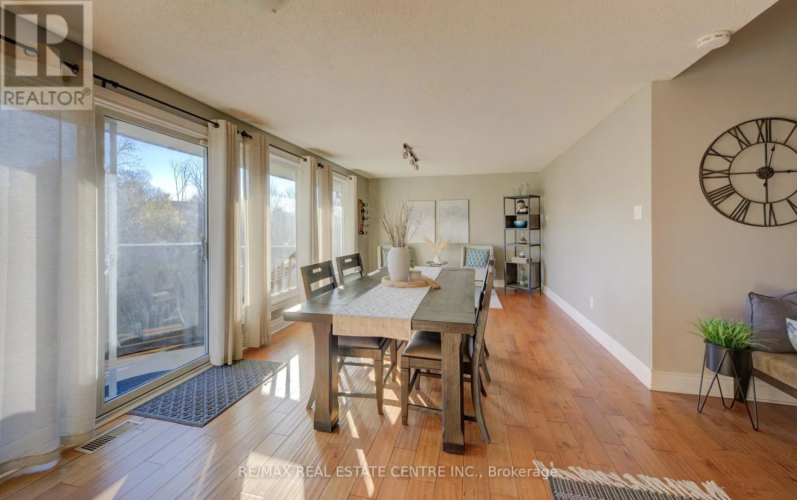 47 MANOR DRIVE