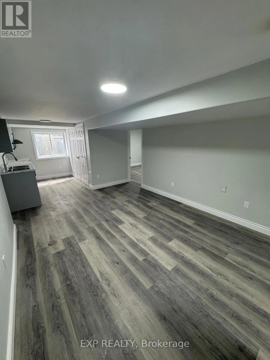370 GREENBROOK DRIVE