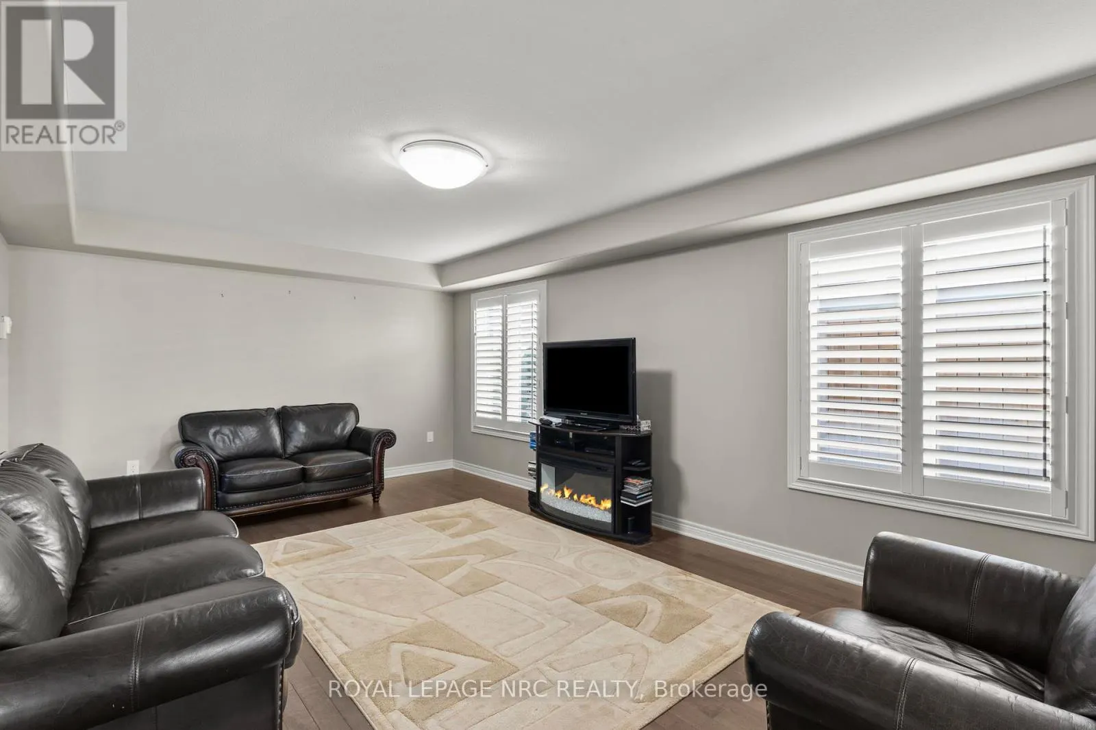 6058 ERNEST CRESCENT