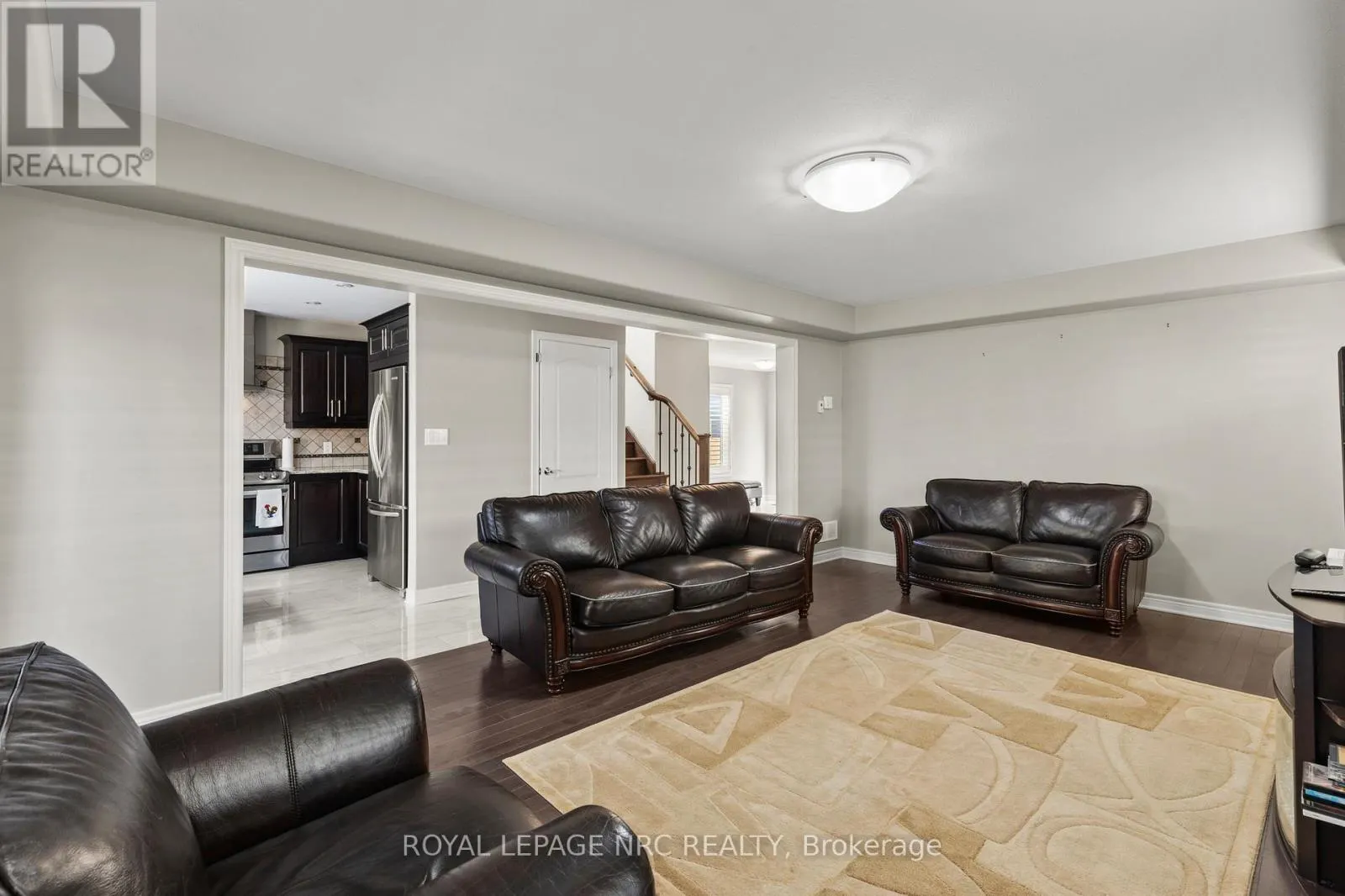 6058 ERNEST CRESCENT