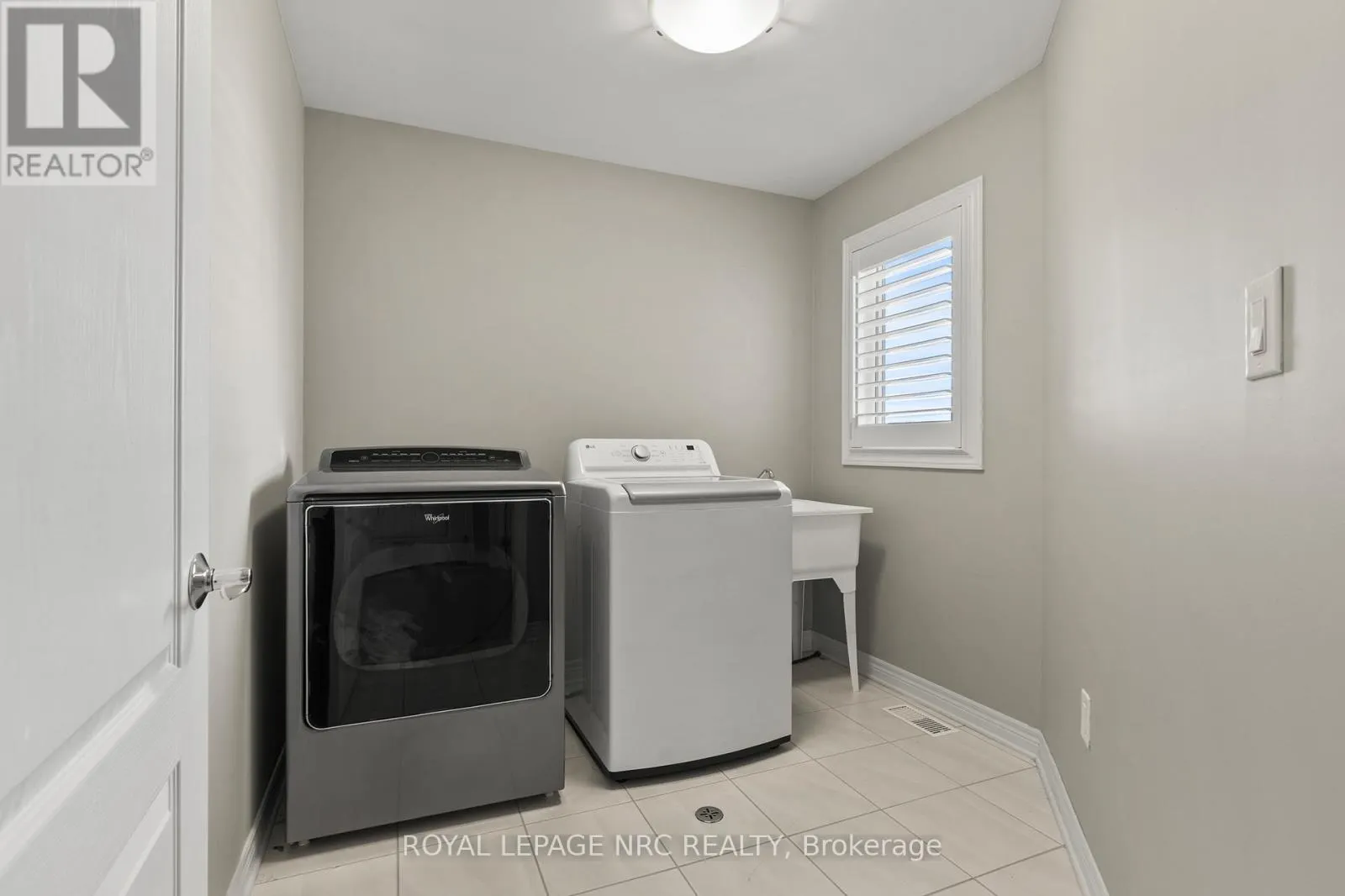 6058 ERNEST CRESCENT
