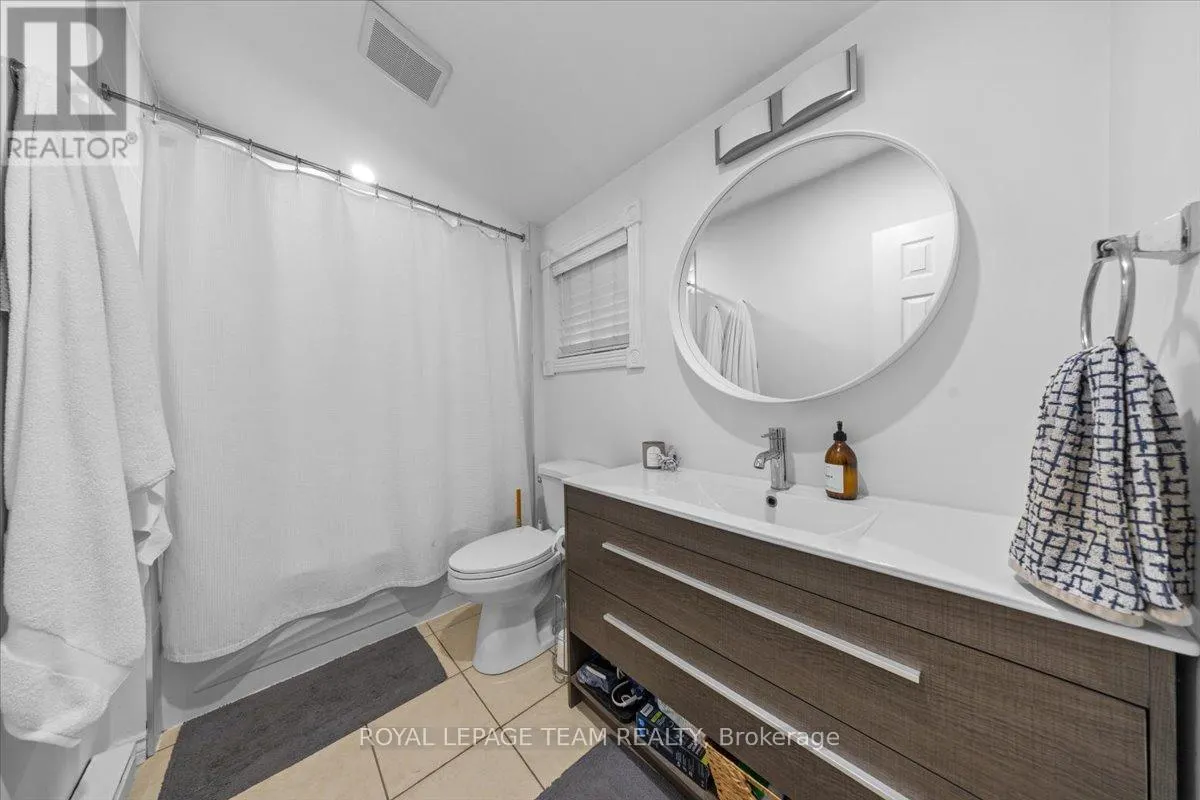21 ARLINGTON AVENUE