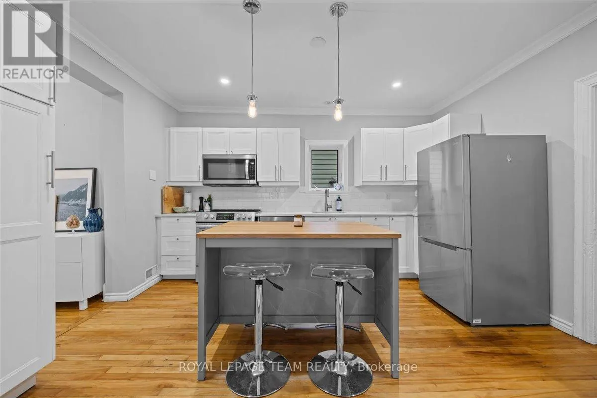 21 ARLINGTON AVENUE