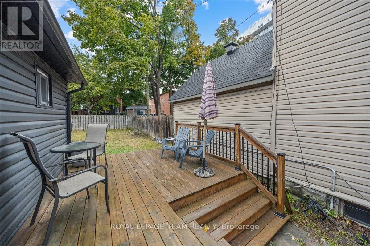 21 ARLINGTON AVENUE