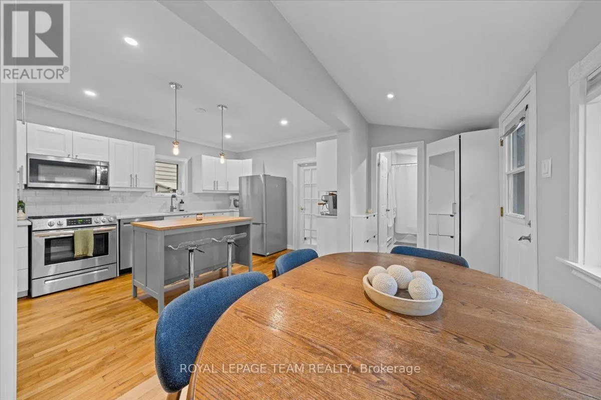 21 ARLINGTON AVENUE