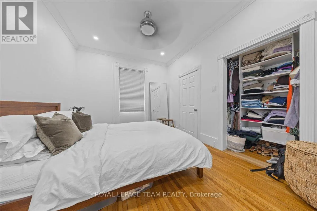 21 ARLINGTON AVENUE