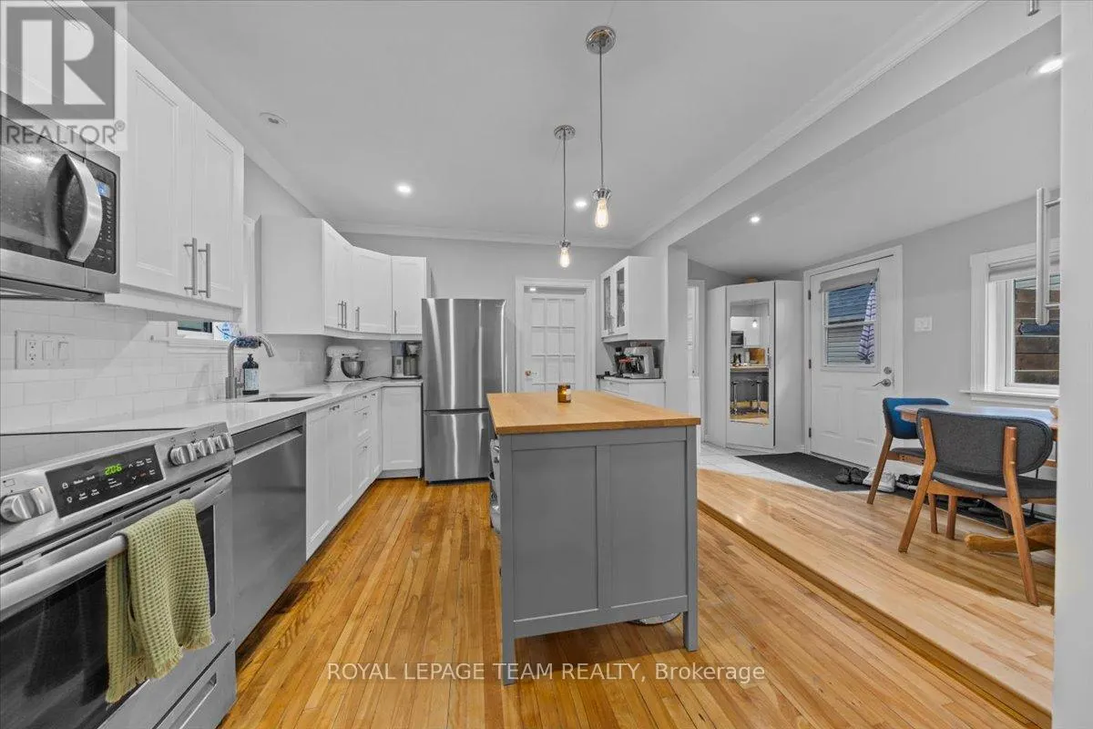 21 ARLINGTON AVENUE