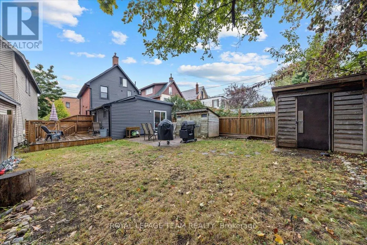 21 ARLINGTON AVENUE