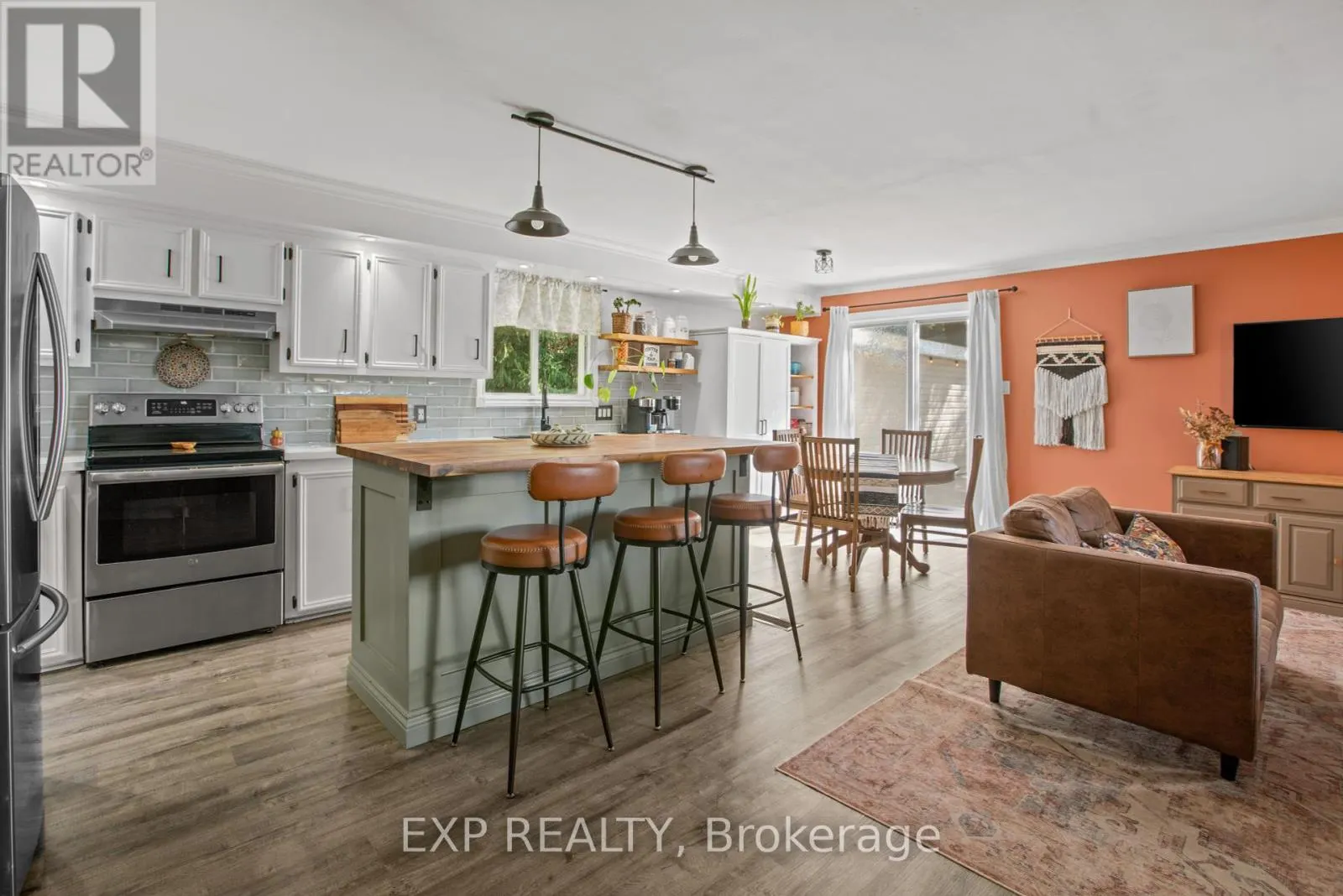 3151 GENDRON ROAD
