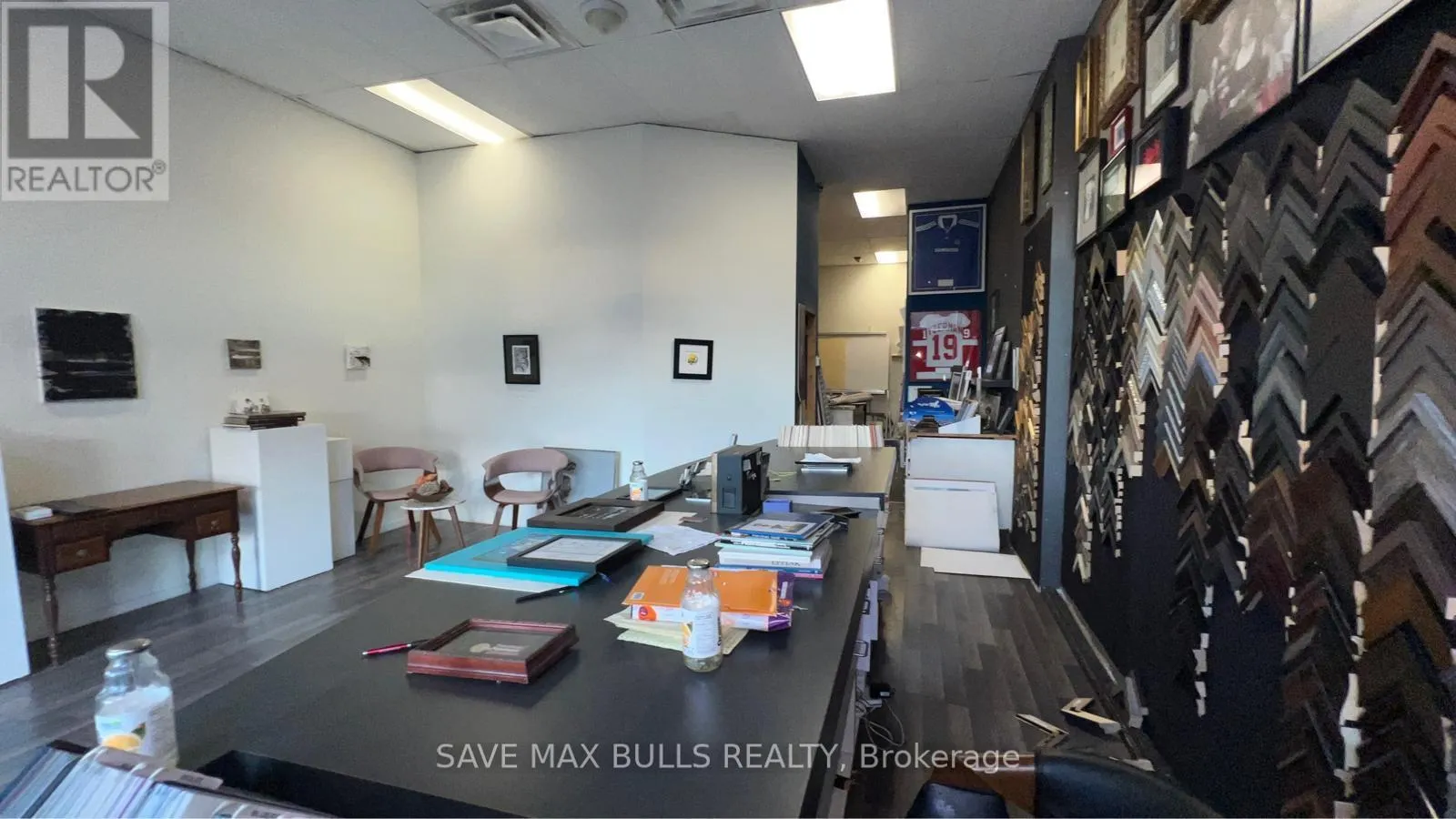 103 - 1051 UPPER JAMES STREET