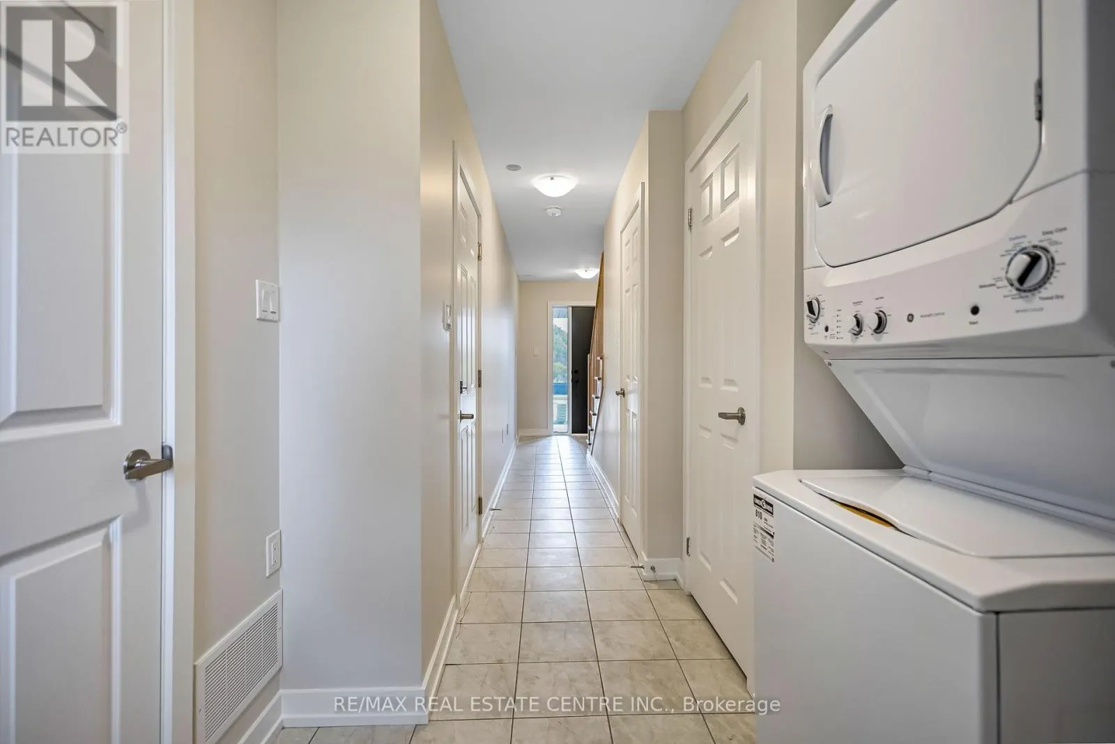 19 BASKETT STREET