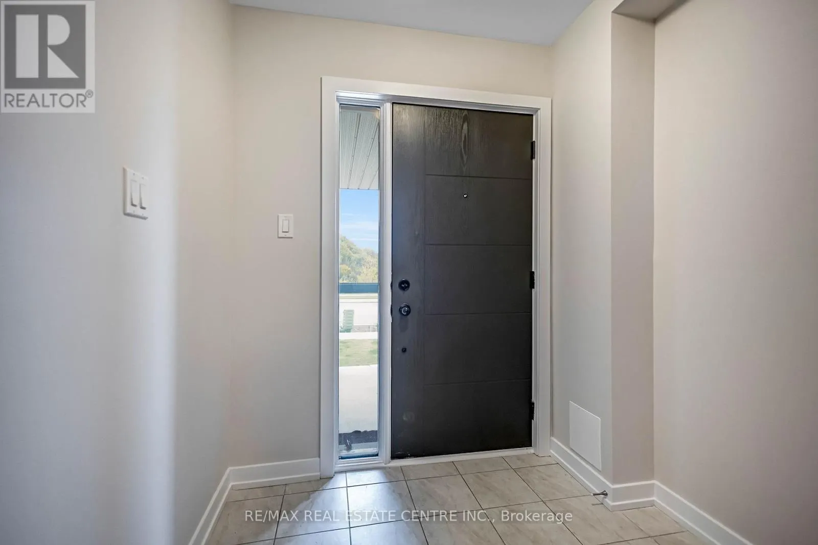 19 BASKETT STREET