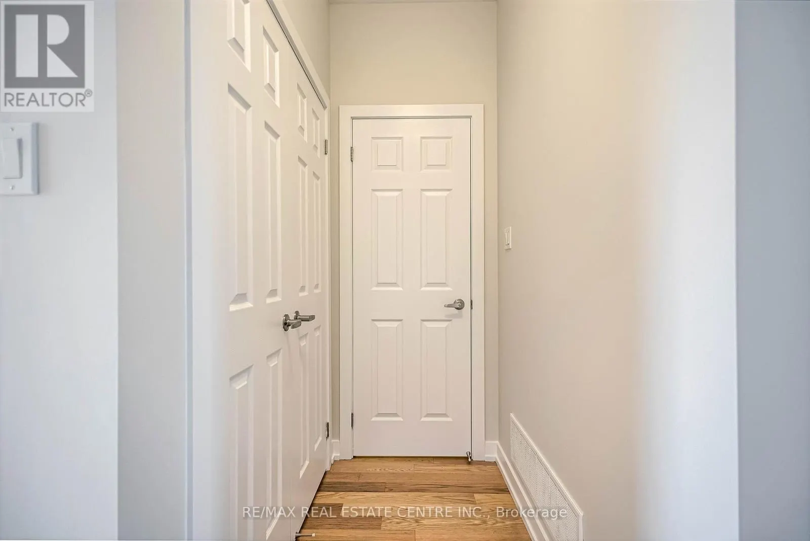 19 BASKETT STREET