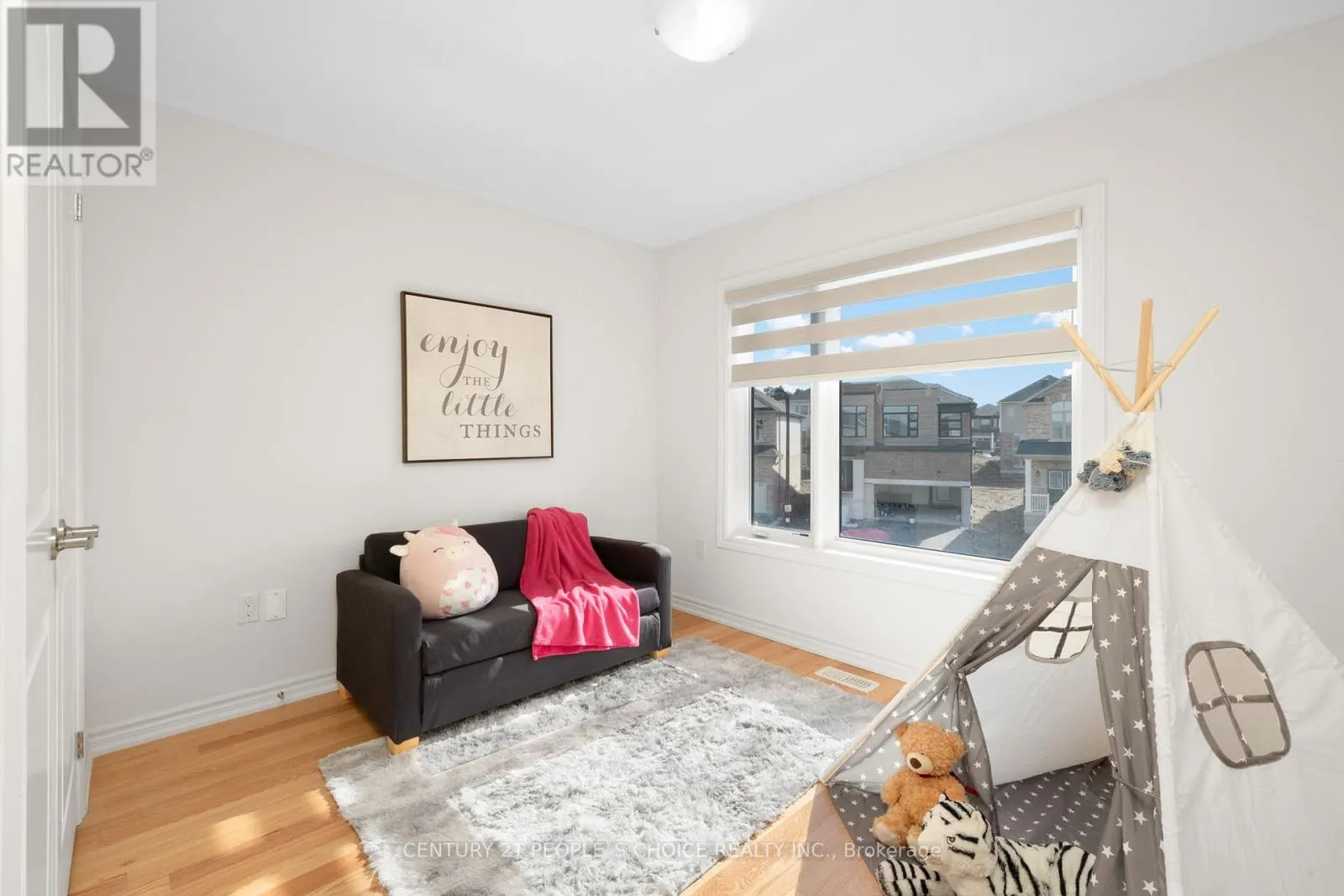 18 HEMING STREET