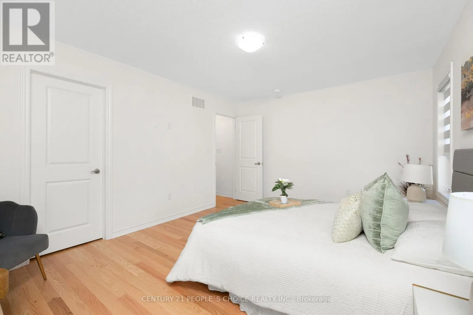 18 HEMING STREET