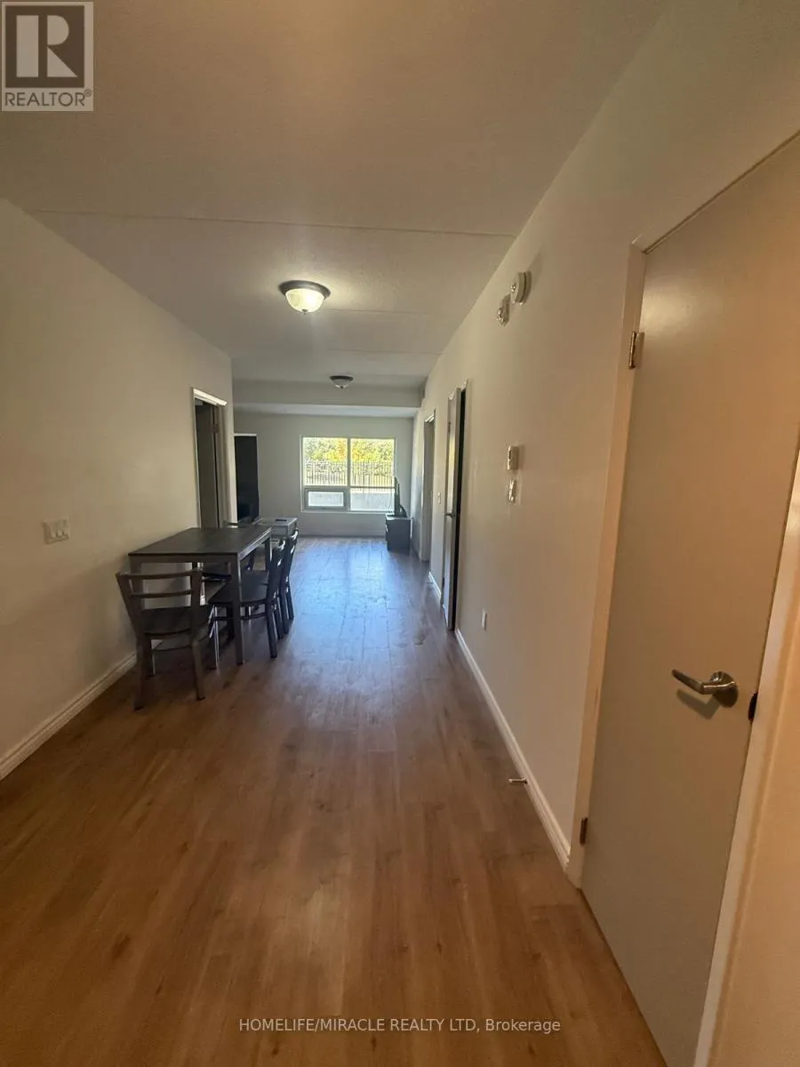 B - 112 - 275 LARCH STREET