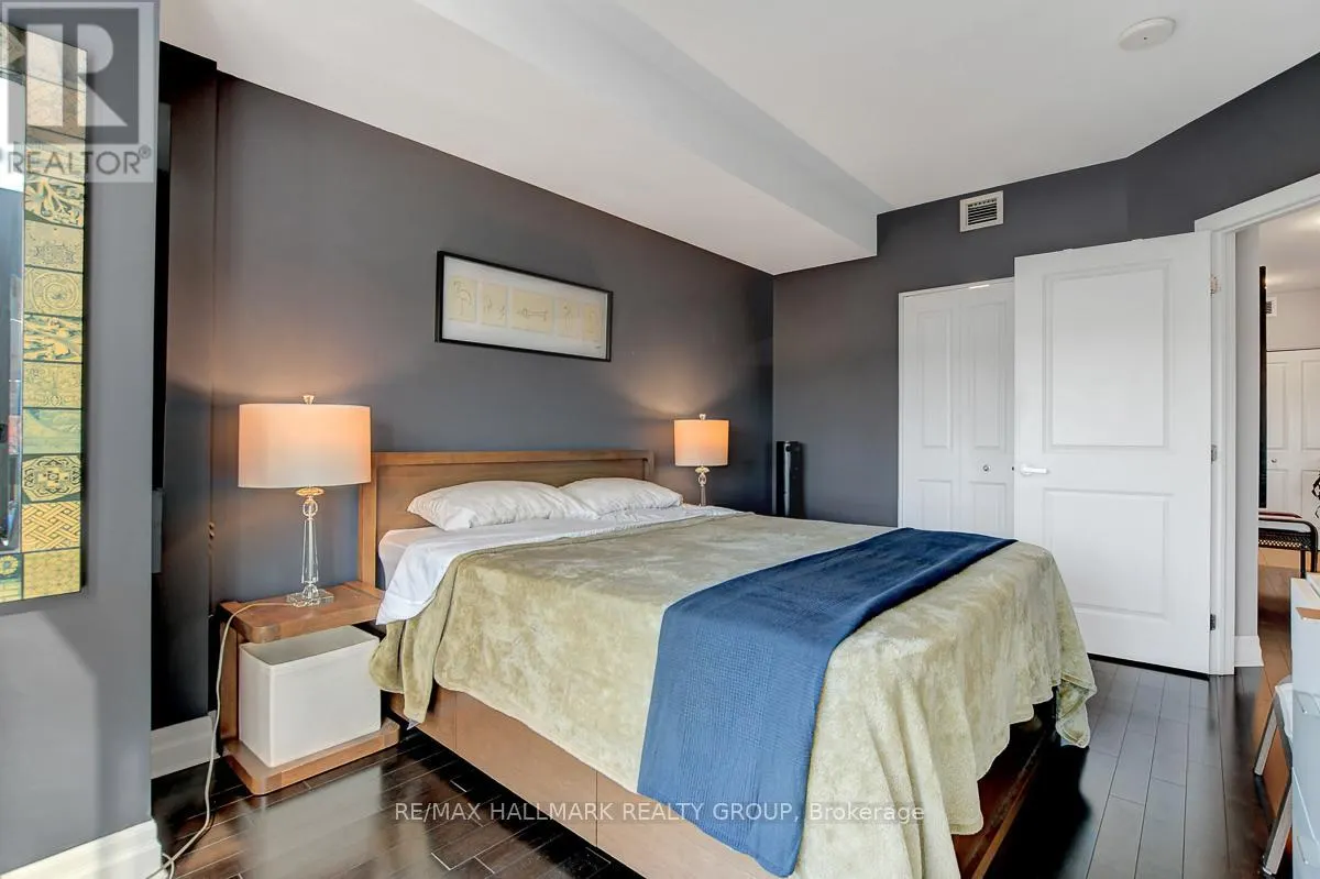 1101 - 90 LANDRY STREET