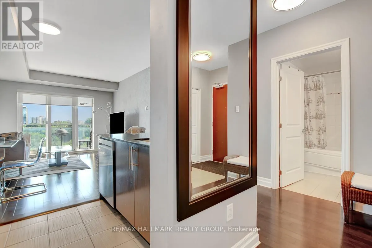 1101 - 90 LANDRY STREET