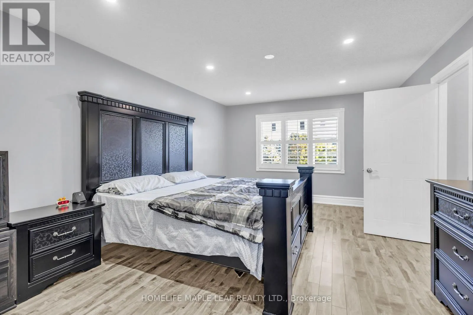 36 HAWTHORNE ROAD