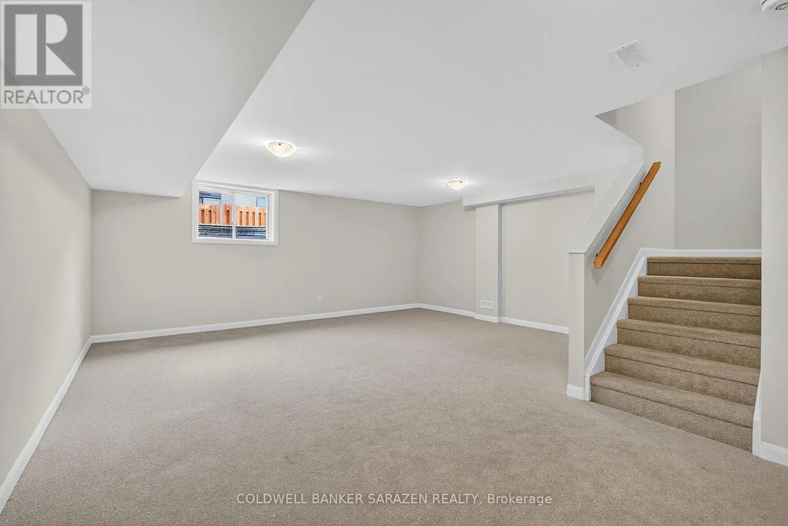 936 EILEEN VOLLICK CRESCENT