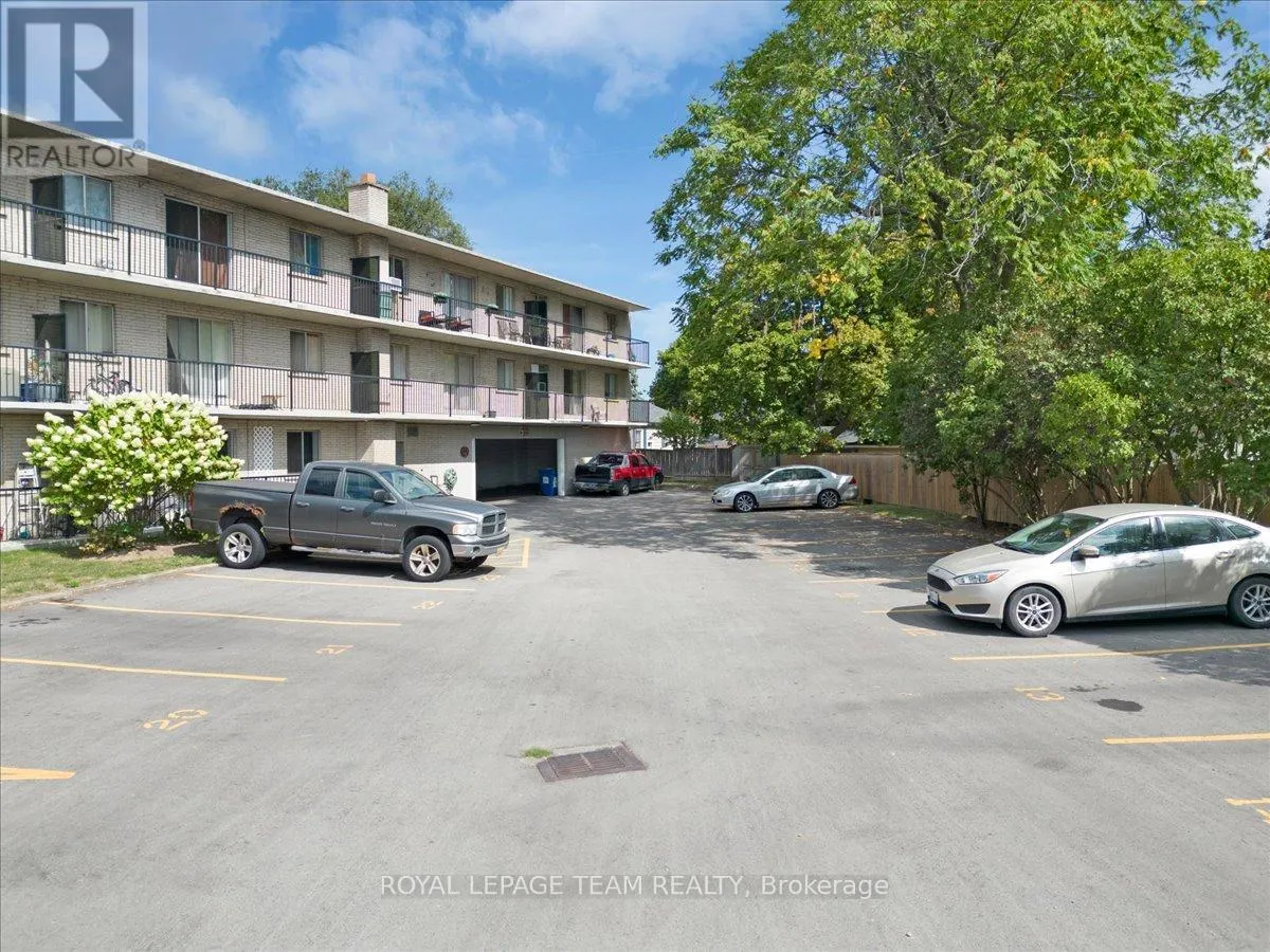 20 POTTRUFF ROAD N