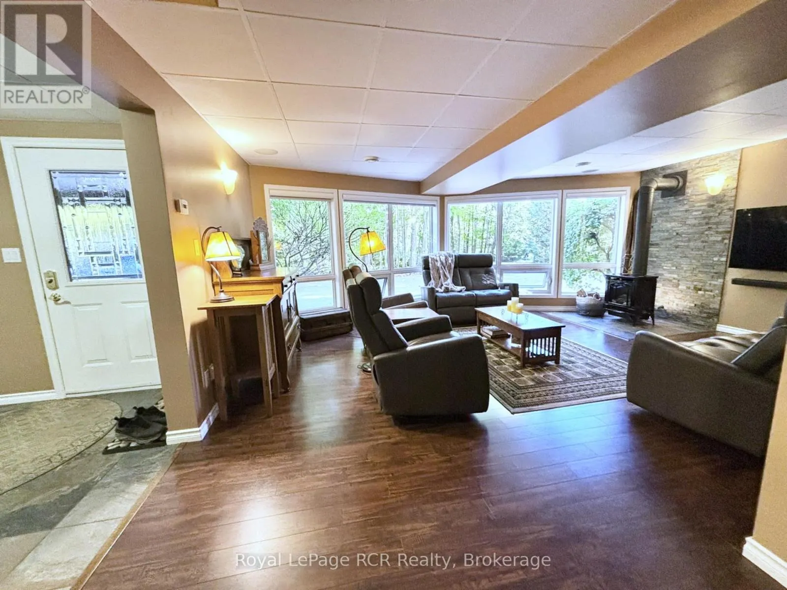 758341 GIRL GUIDE ROAD