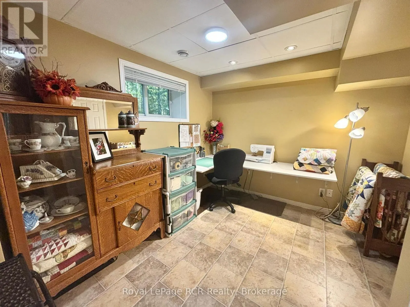 758341 GIRL GUIDE ROAD