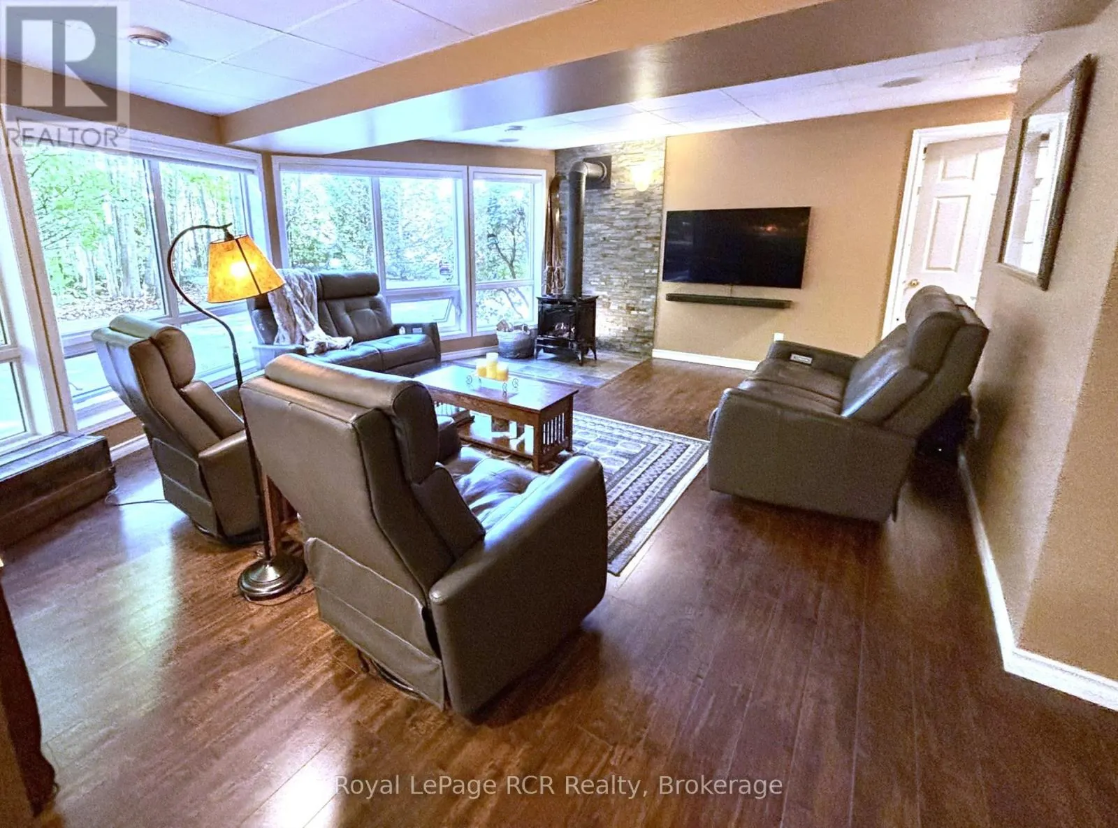 758341 GIRL GUIDE ROAD