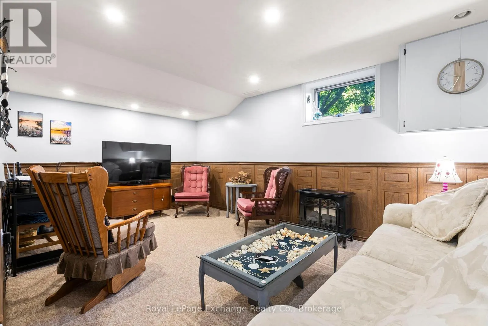 990 HERITAGE DRIVE