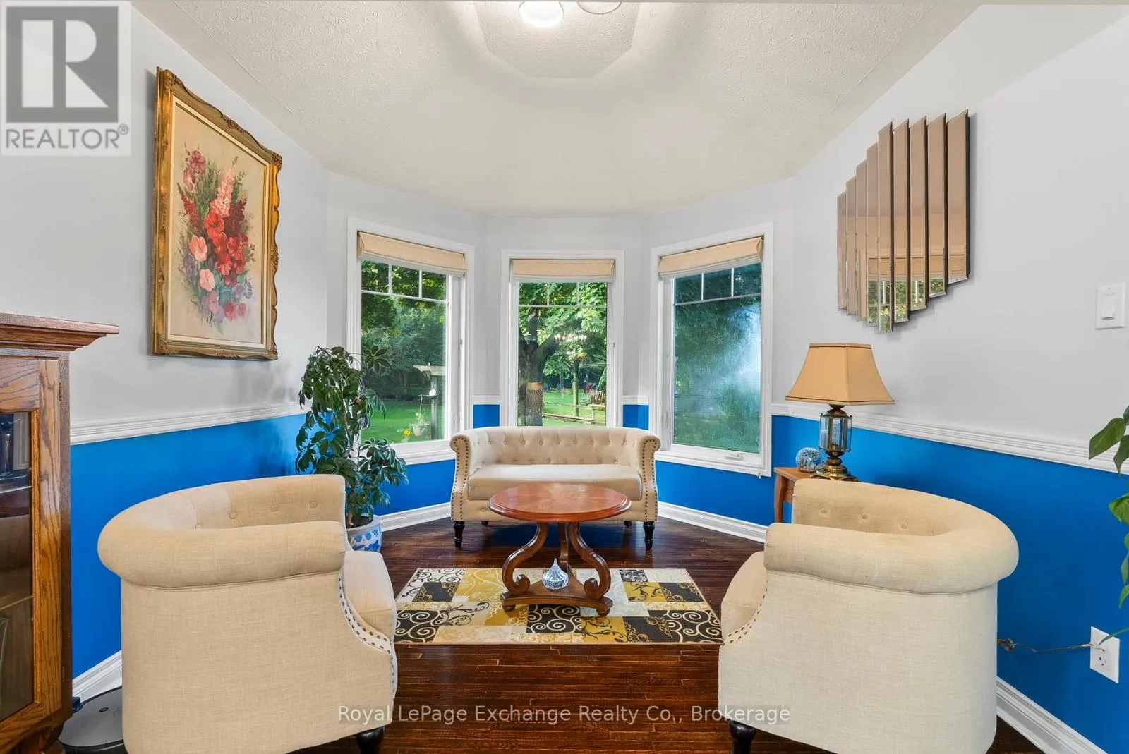 990 HERITAGE DRIVE