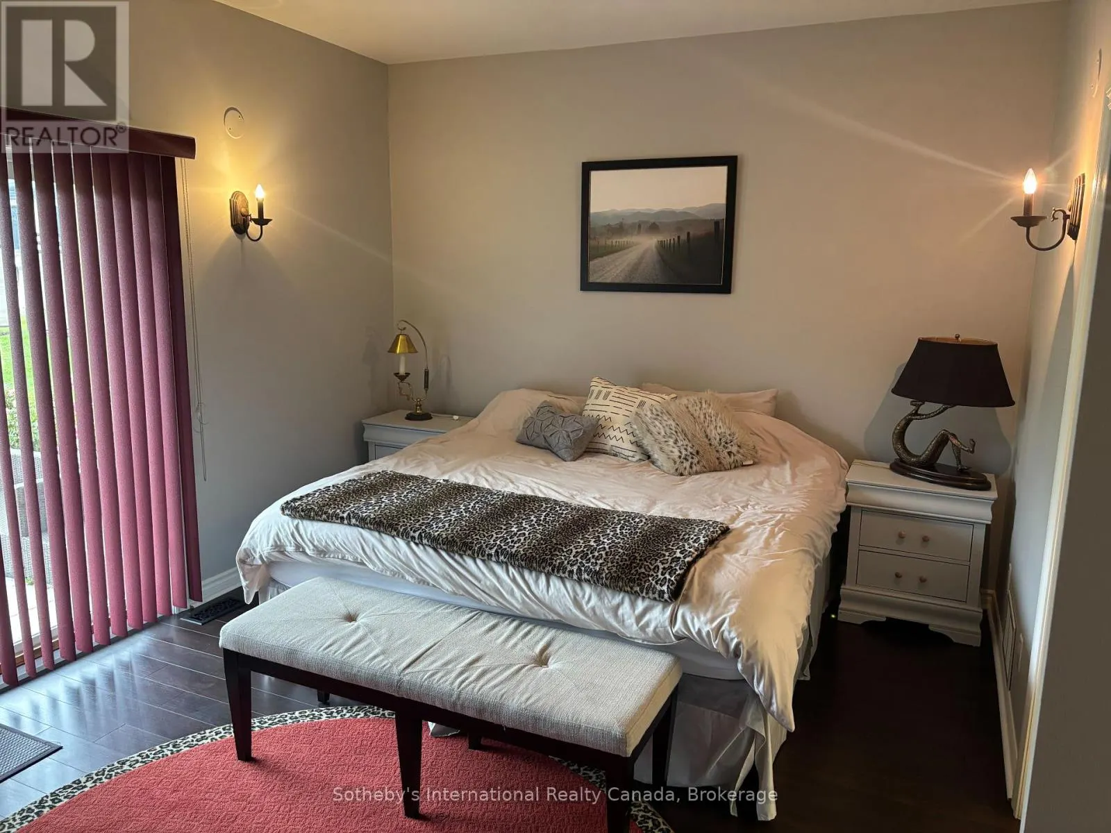 10 - 110 KELLIE'S WAY, #10
