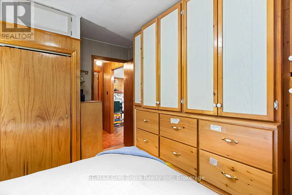 152 SHOULDICE LAKE ROAD