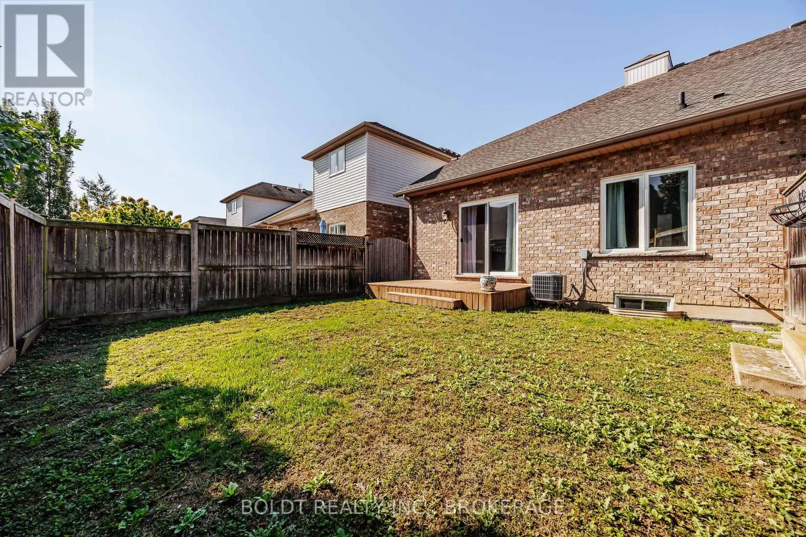 58 VIDEL CRESCENT N