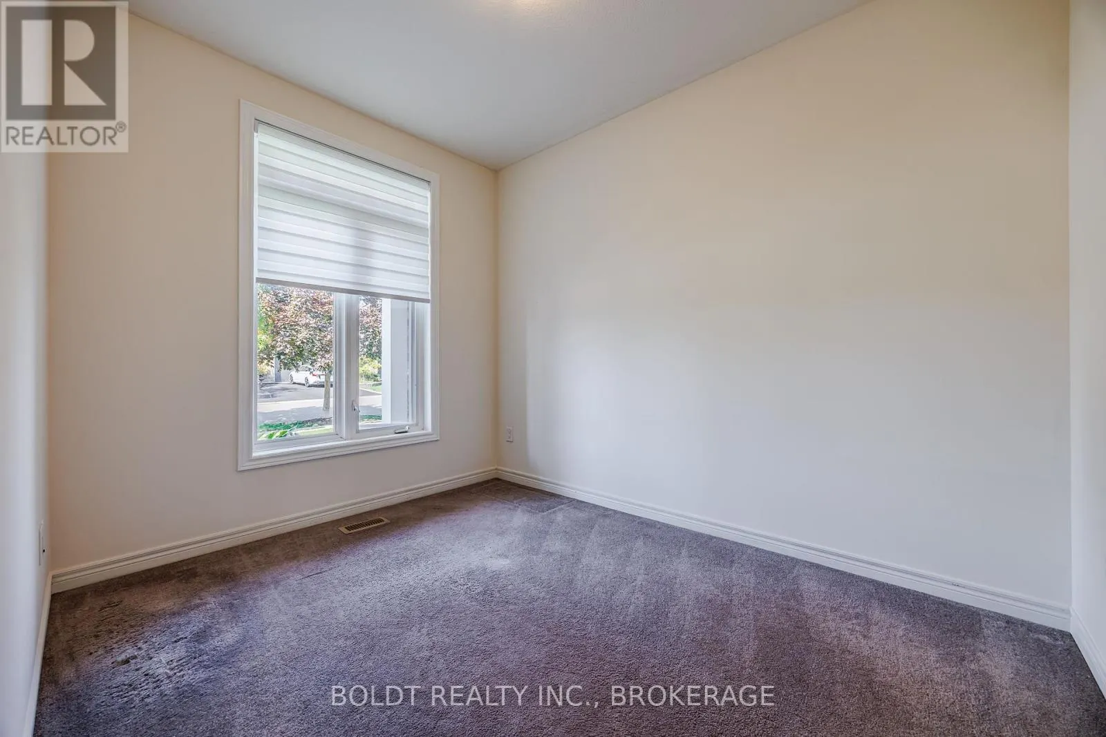 58 VIDEL CRESCENT N