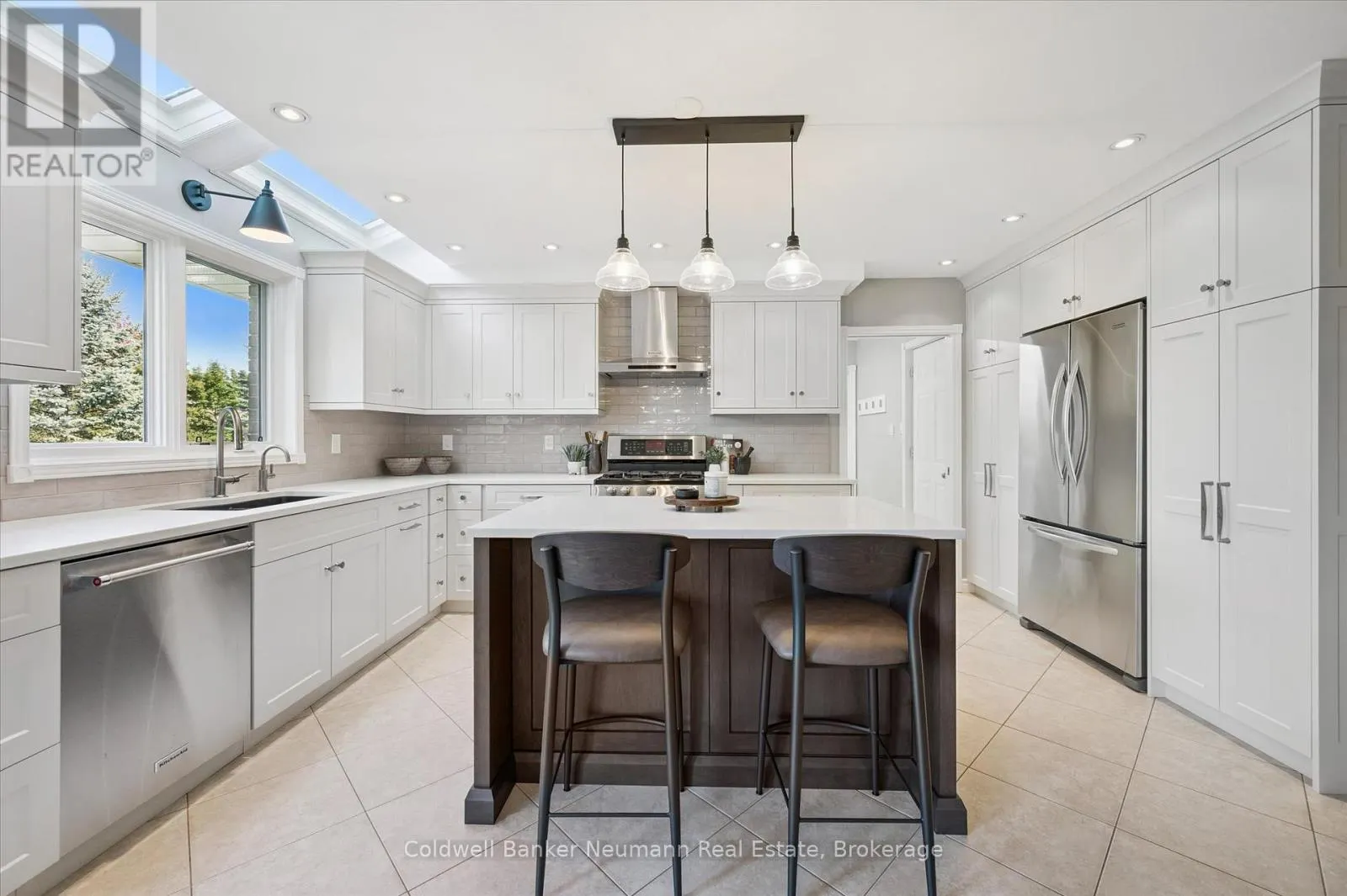 466 BRANSTONE DRIVE