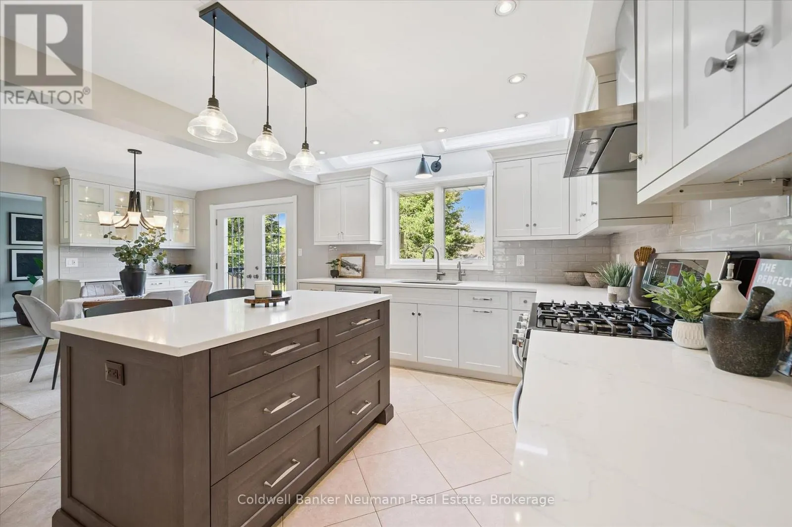 466 BRANSTONE DRIVE