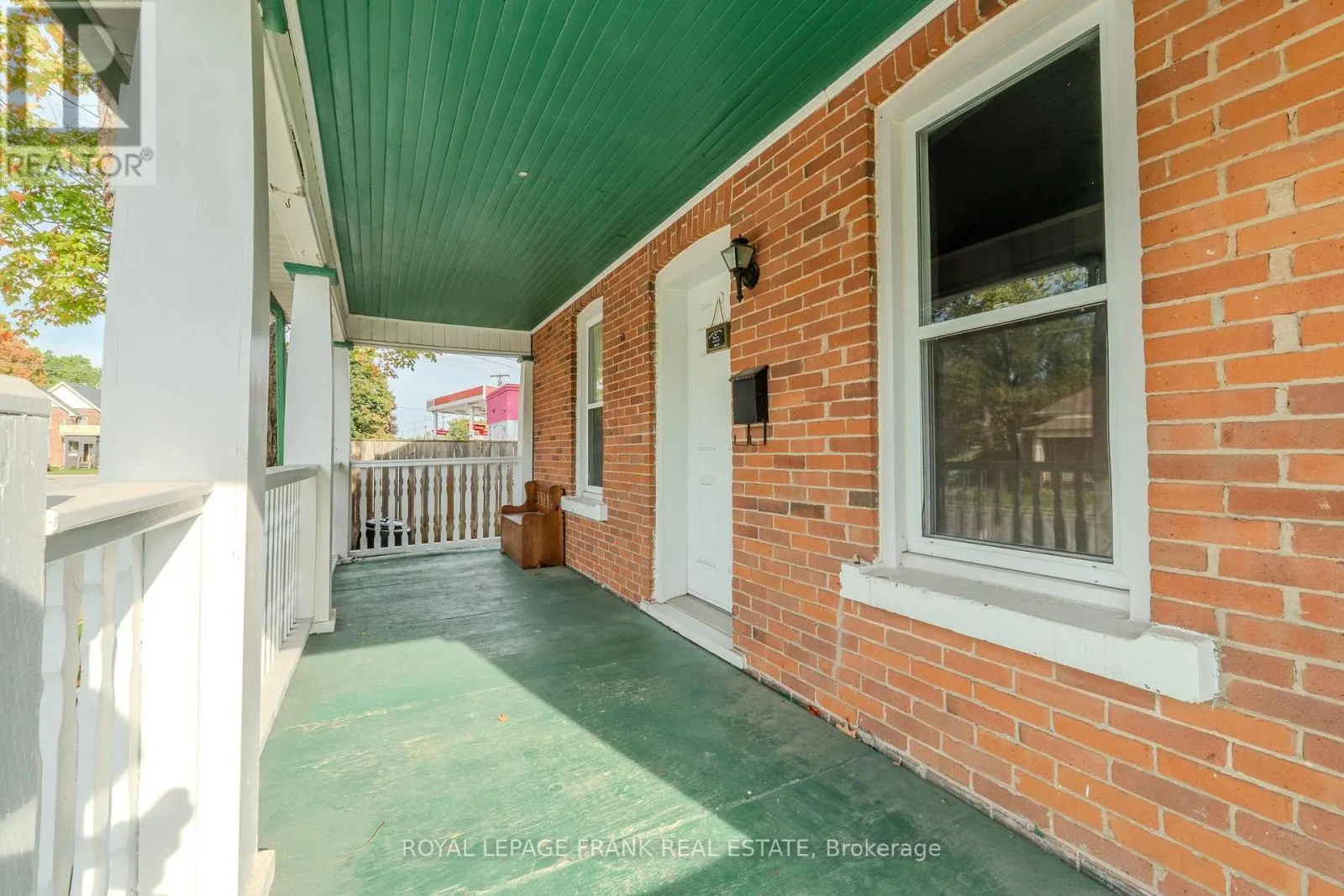 7 DURHAM STREET W