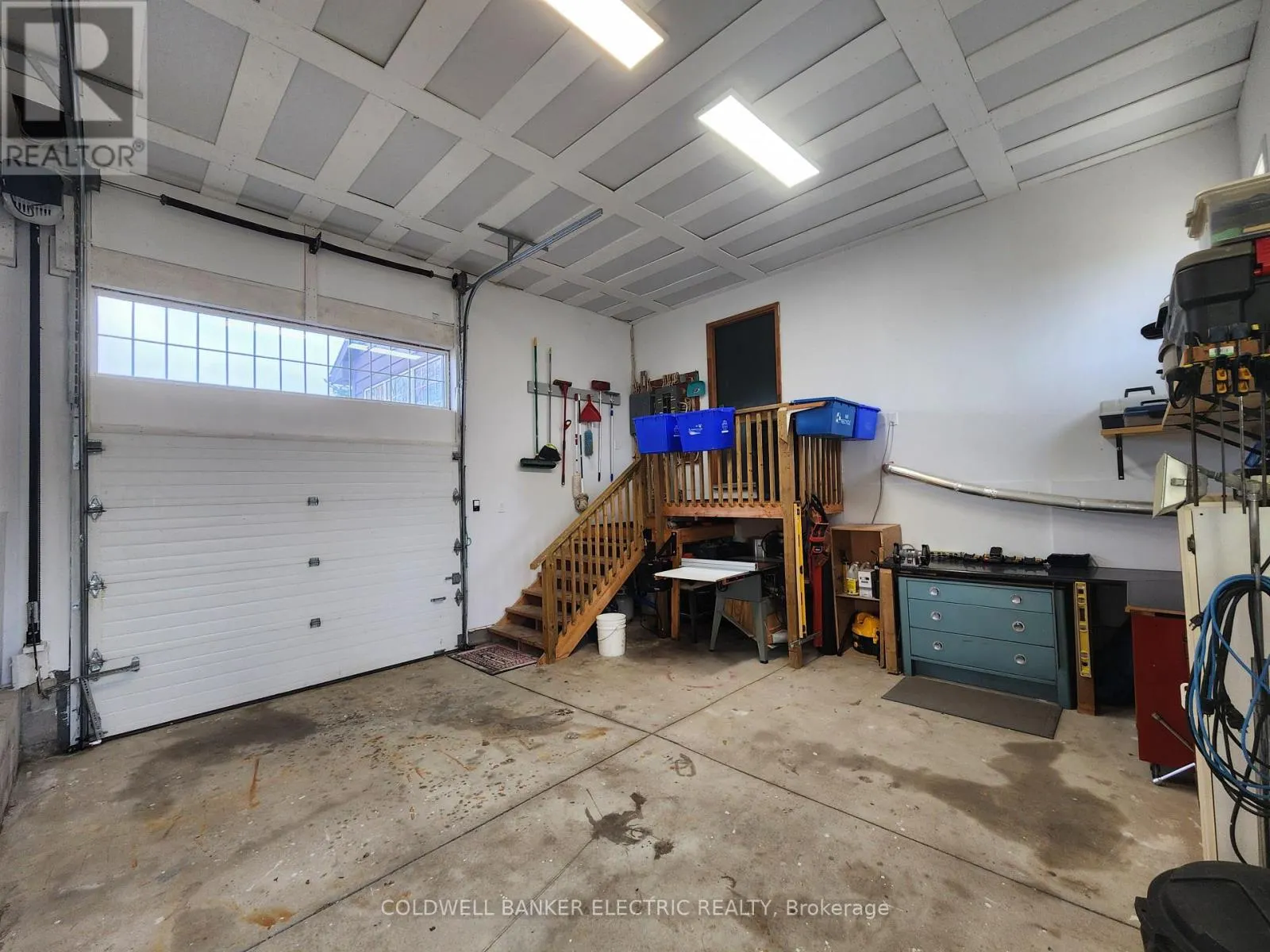 1034 SERPENT MOUNDS ROAD