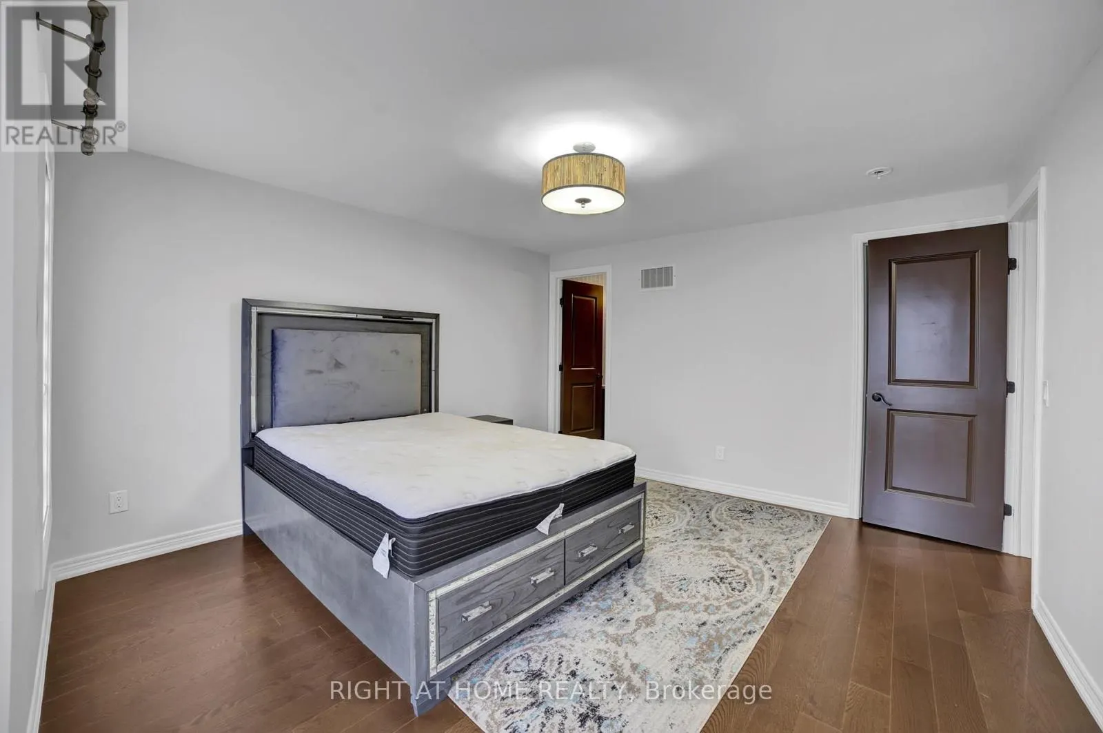 288 RAYMOND ROAD