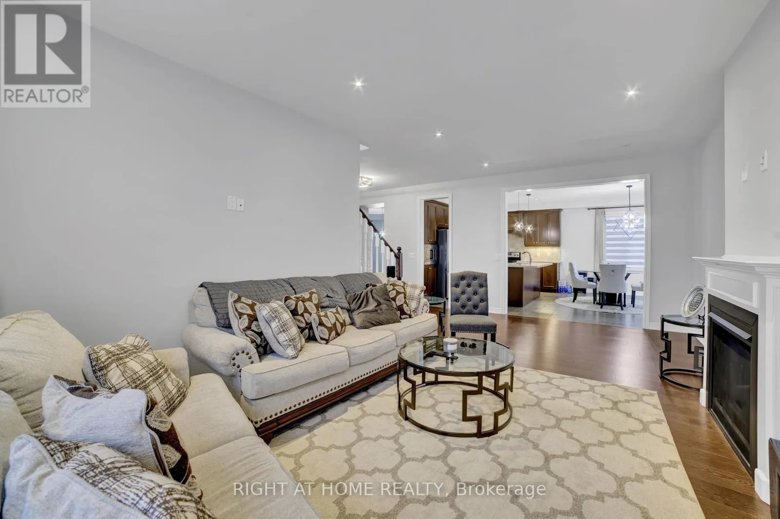 288 RAYMOND ROAD