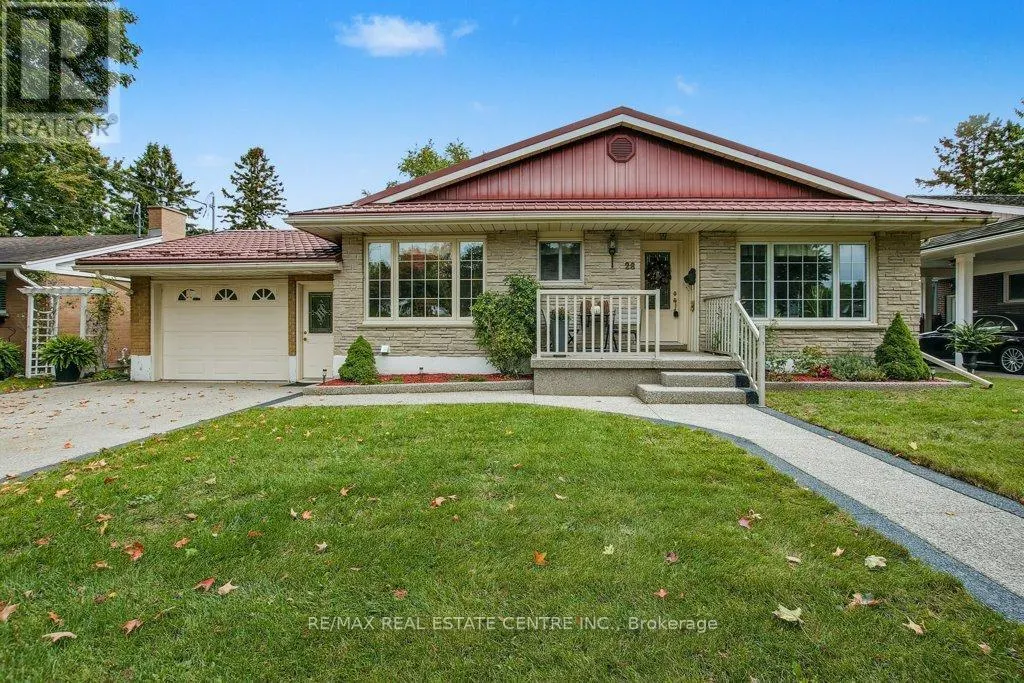 28 MEADOW CRESCENT