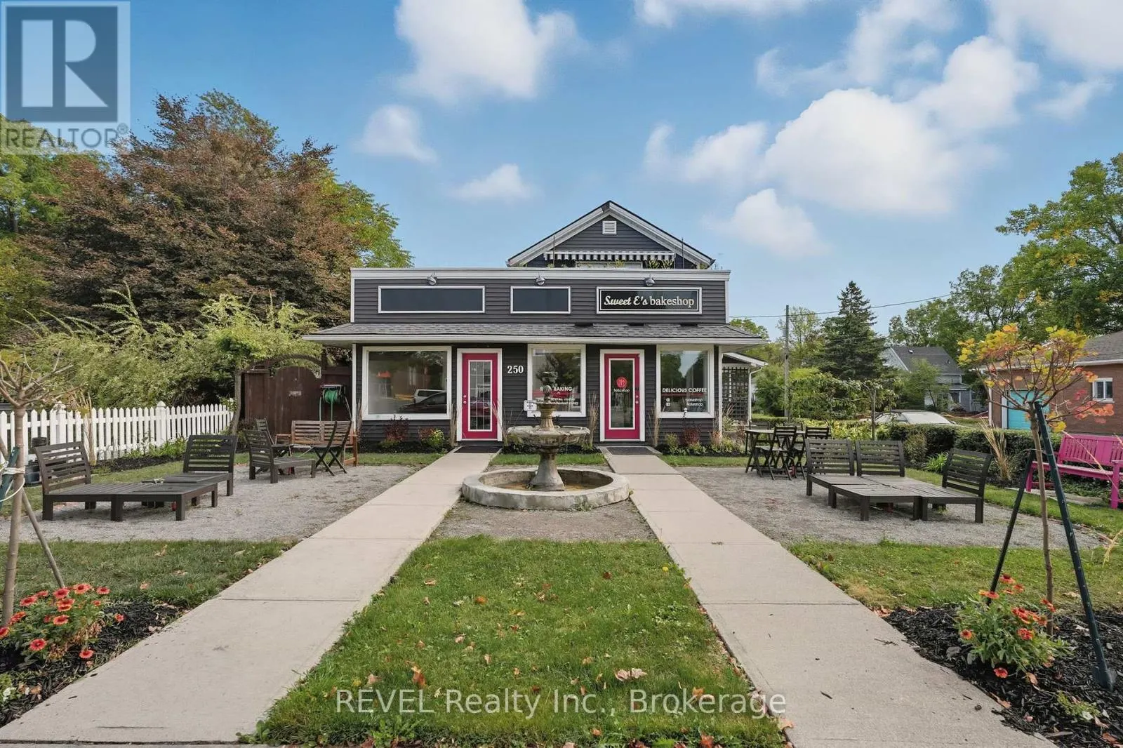 250 RIDGE ROAD N