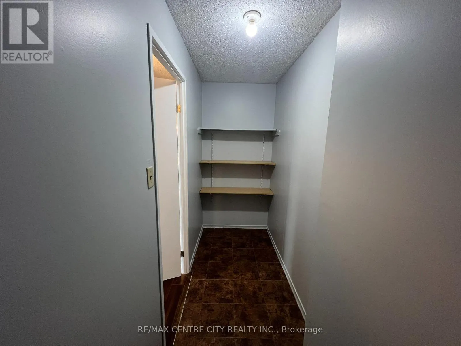 307 - 1445 HURON STREET S, #307