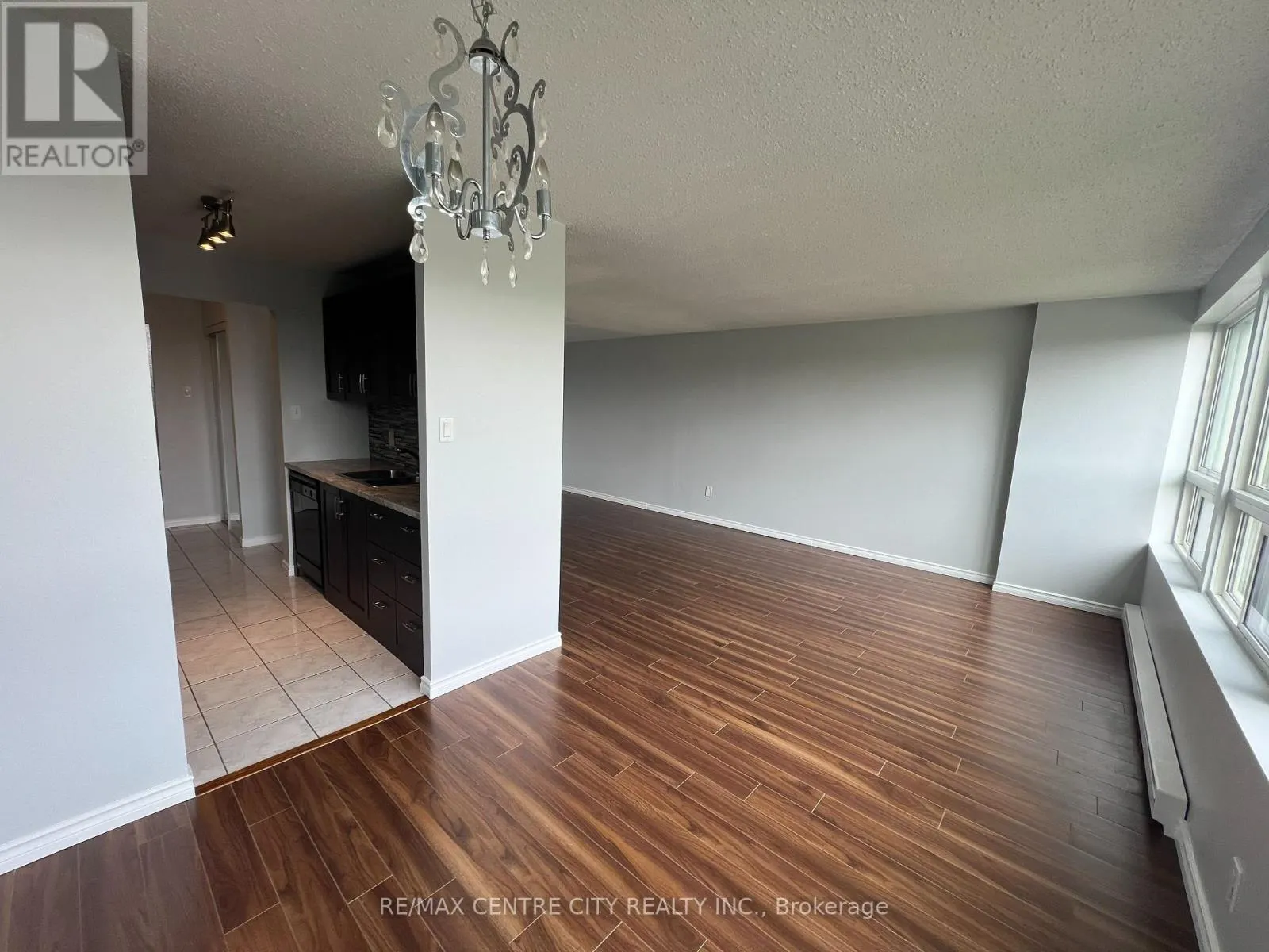 307 - 1445 HURON STREET S, #307