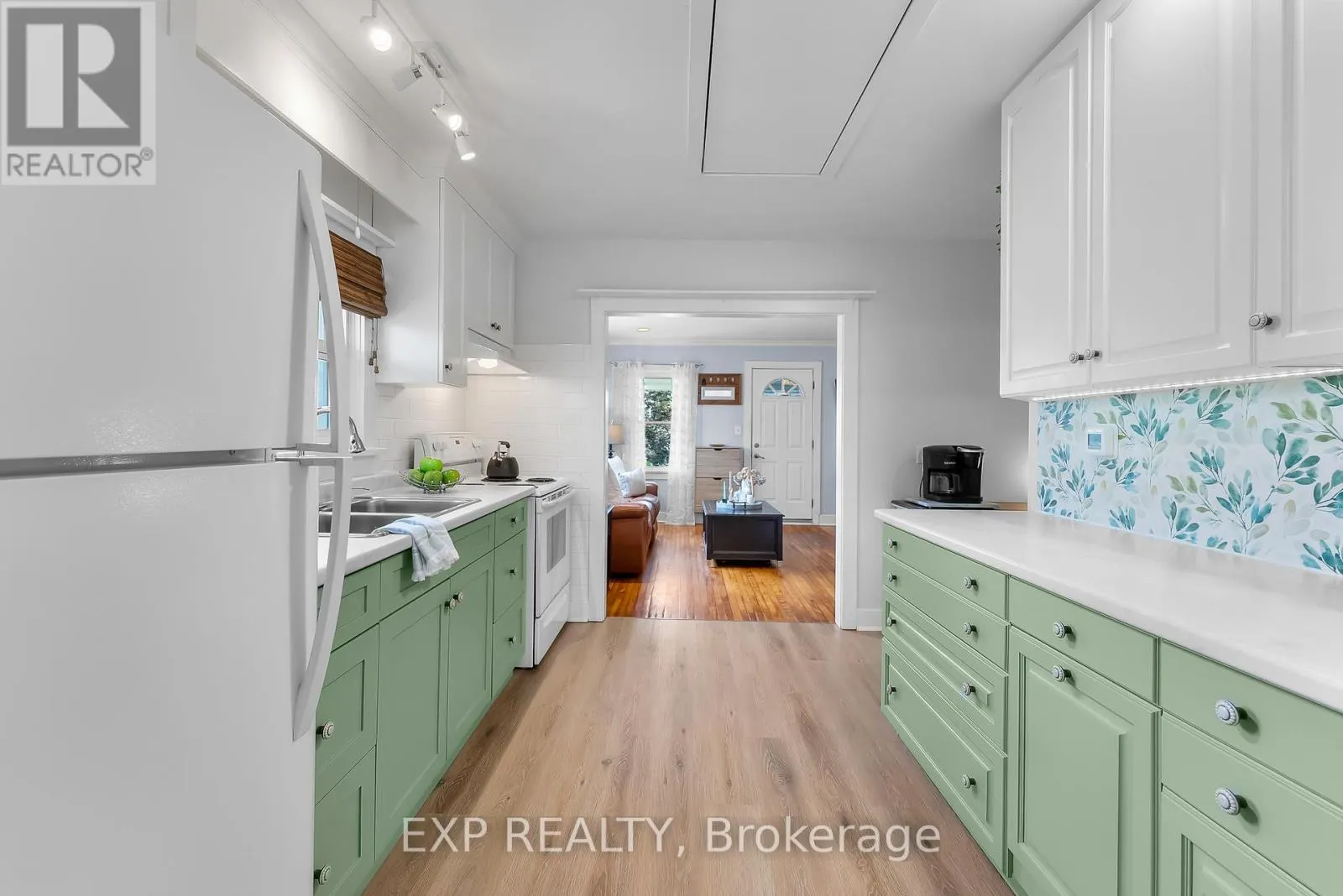 176 IDYLEWYLDE STREET