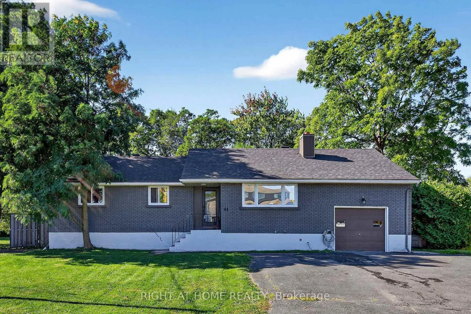 B - 41 DONNA STREET