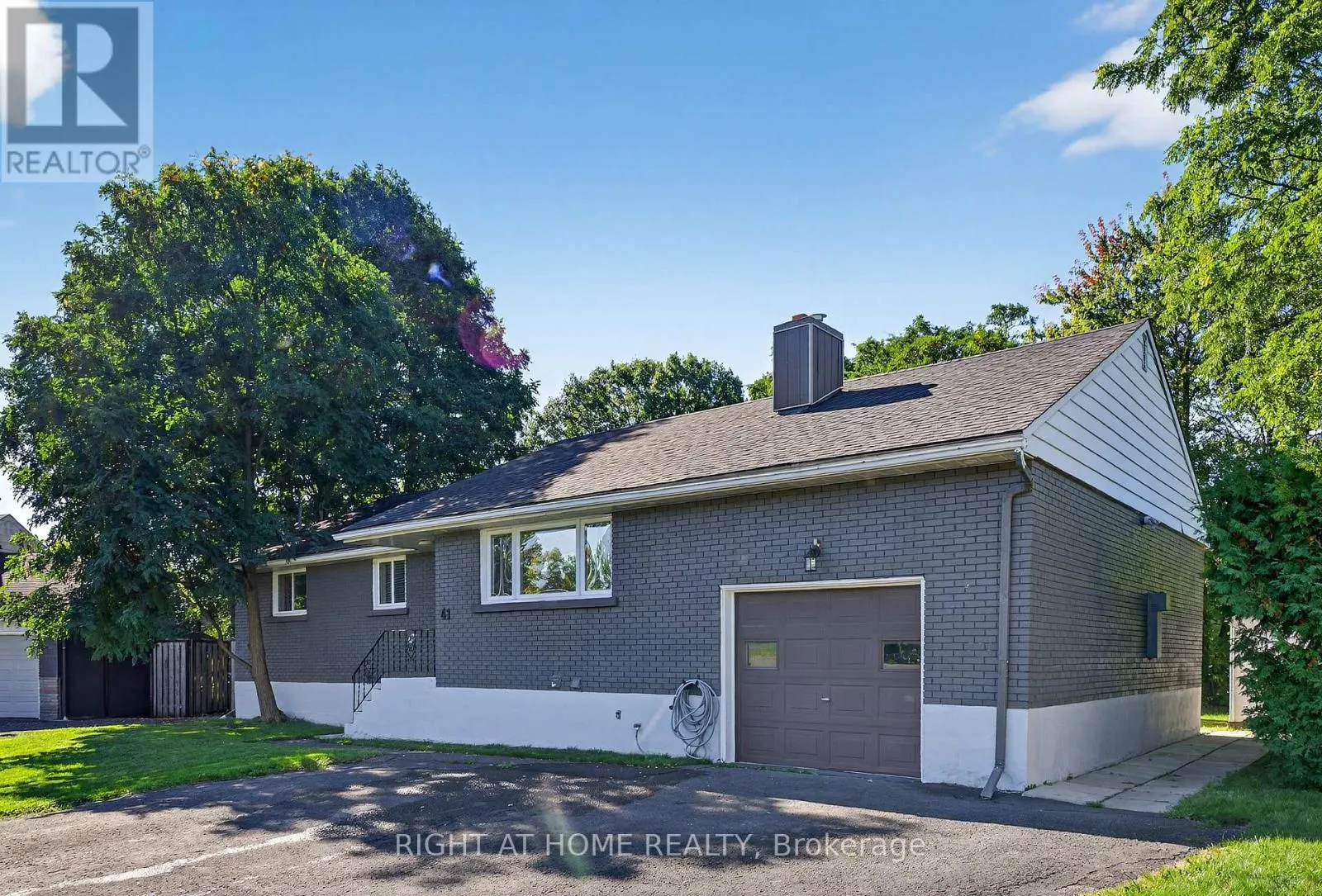 B - 41 DONNA STREET
